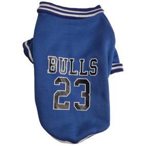 Kutyaruha pulcsi Bulls mintás 35 cm